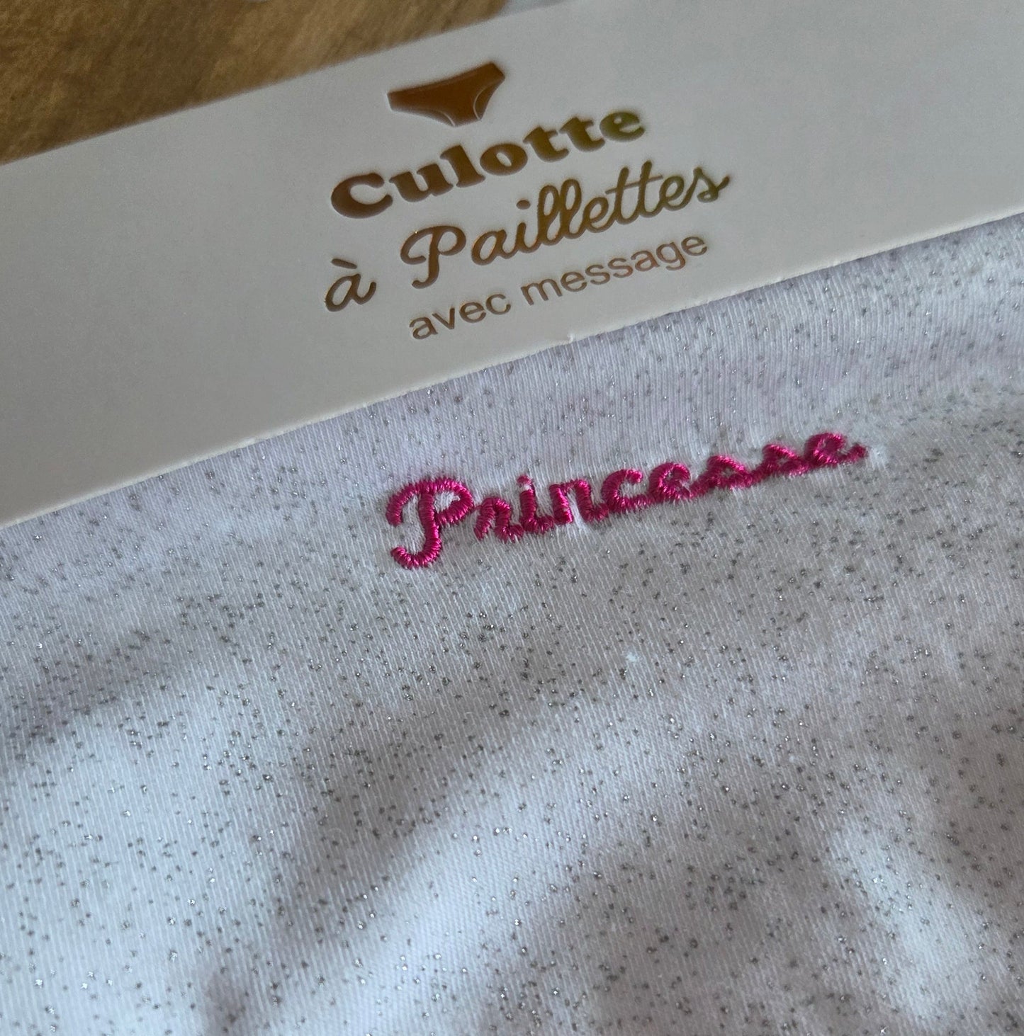 Culotte à paillettes